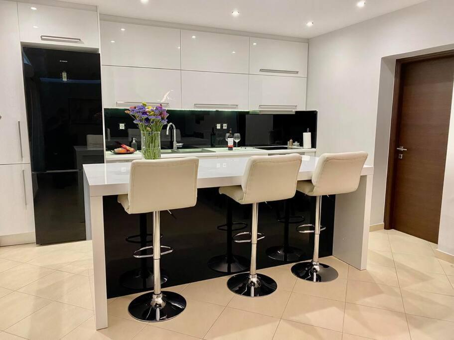 Apartament Harmony By The Sea Chalkís Zewnętrze zdjęcie